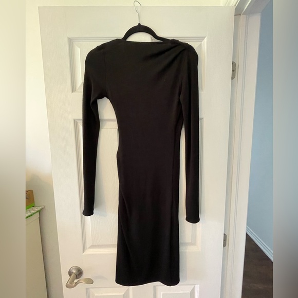 Aritzia Wilfred Free faux wrap dress - Picture 5 of 5